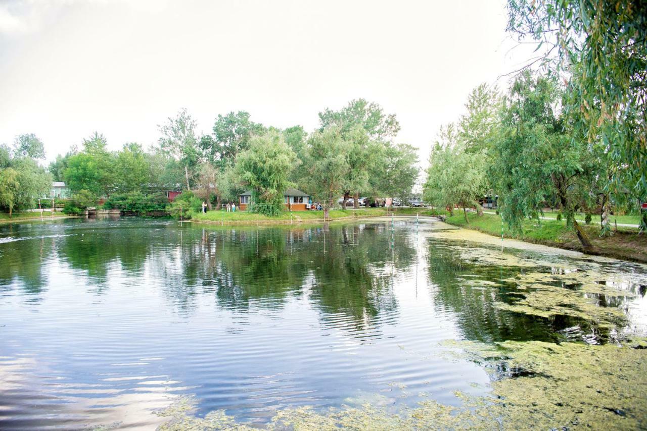 Holiday Park Dunay Kyslytsya Exterior foto
