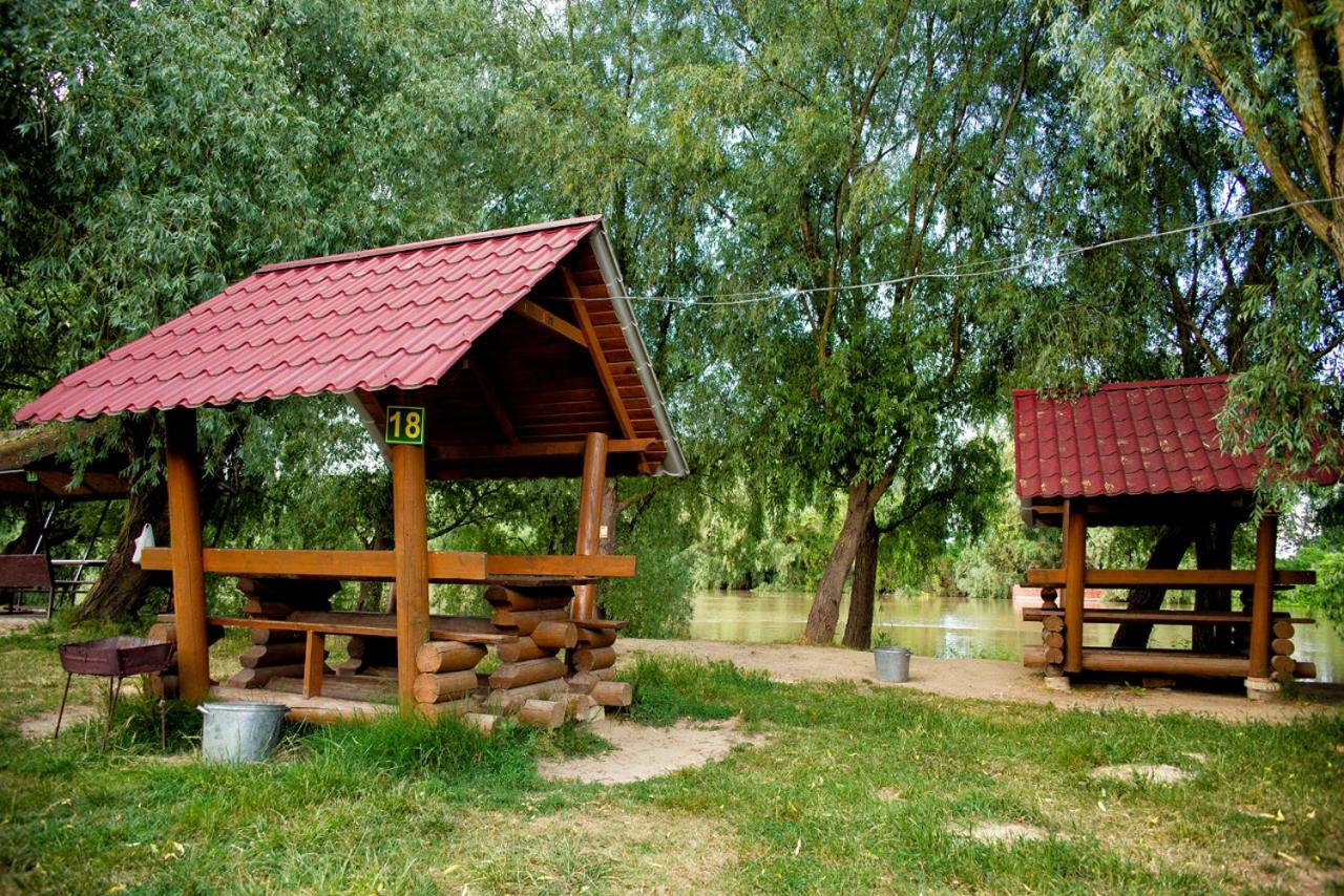 Holiday Park Dunay Kyslytsya Exterior foto